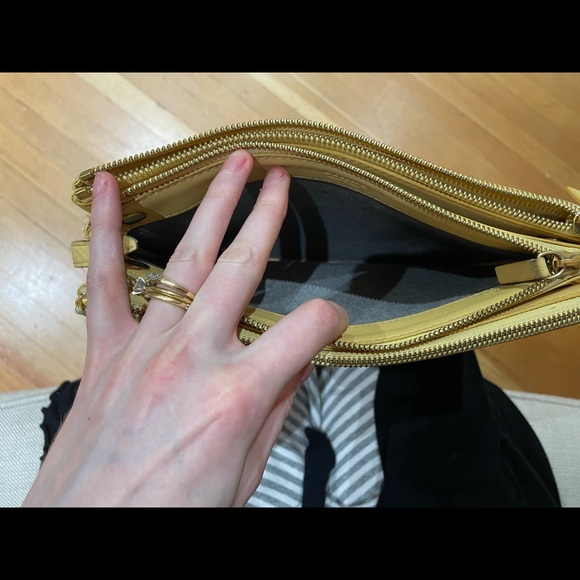 Large Celine Trio Bag in Pale Yellow - Picture 6 of 12